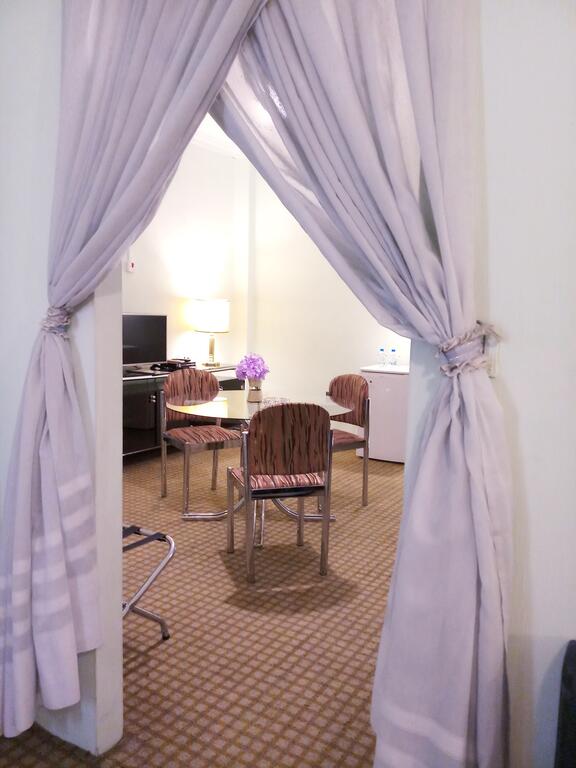 Oriental Palace Hotel - thumb 4