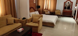 OYO 118 Revira Hotel