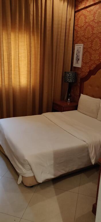 OYO 118 Revira Hotel - thumb 7