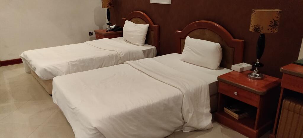 OYO 118 Revira Hotel - thumb 1