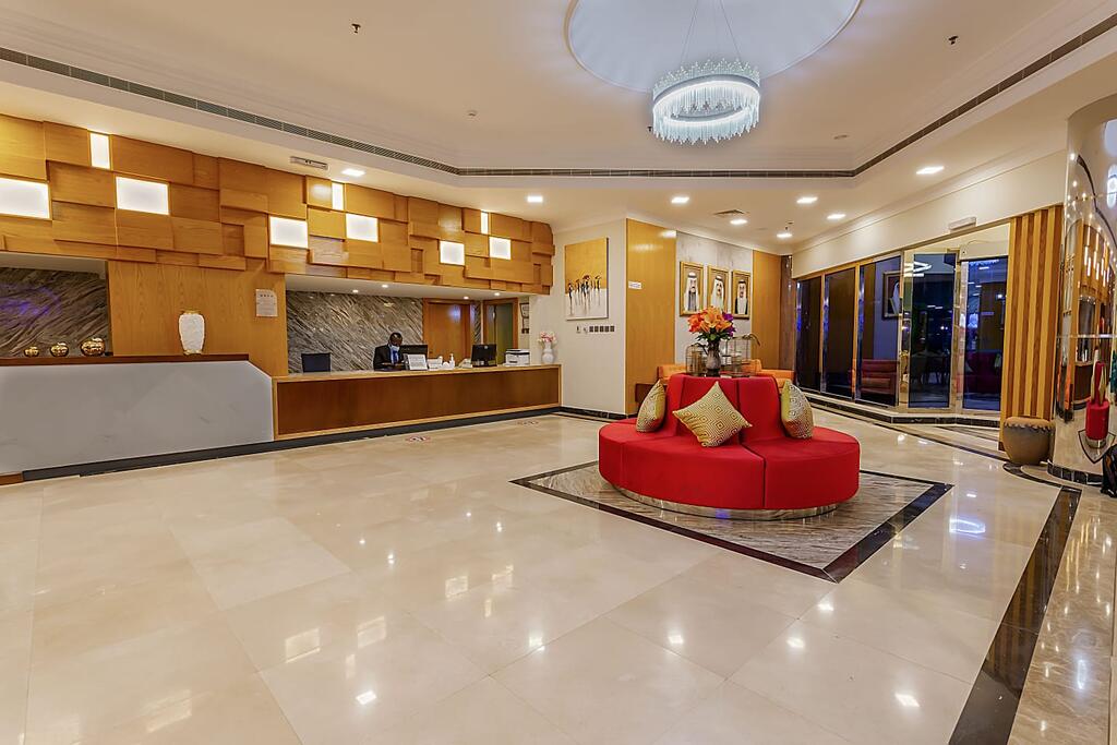 Phoenicia Tower Hotel And Spa - thumb 3