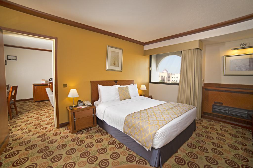Ramada By Wyndham Bahrain - thumb 1