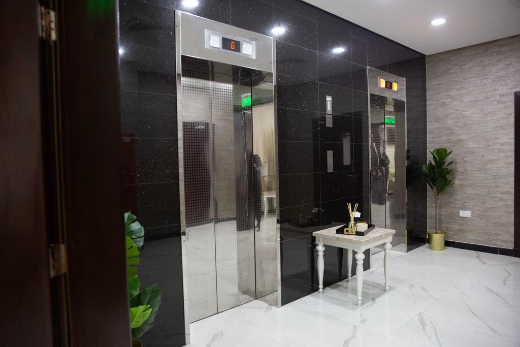 Vita Tower - Families Only - thumb 8