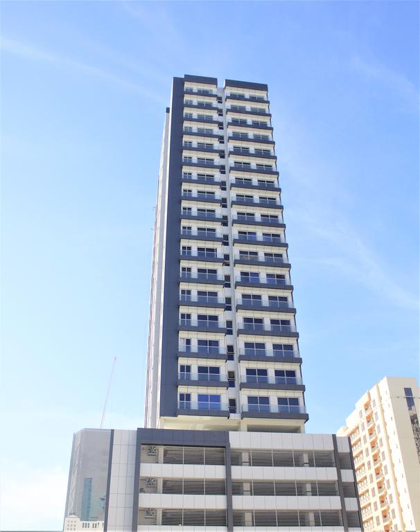 Afaq Tower - Families Only - thumb 3