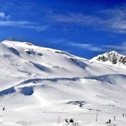 Hintertux Glacier Accommodation Bahrain