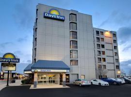 Days Inn by Wyndham Niagara Falls Near The Falls Accommodation Bahrain