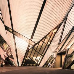 Royal Ontario Museum, Toronto Accommodation Bahrain