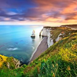 Etretat's Cliff, Étretat Accommodation Bahrain