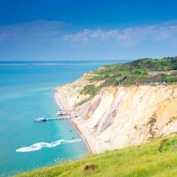 Isle of Wight Accommodation Bahrain
