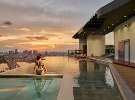 The Peninsula Phnom Penh Accommodation Bahrain