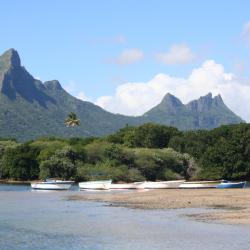 Le Morne Accommodation Bahrain