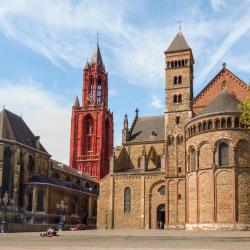Maastricht Accommodation Bahrain