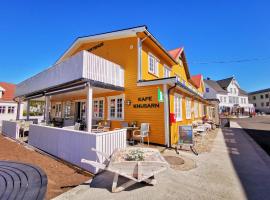 Henningsvær Guesthouse Accommodation Bahrain