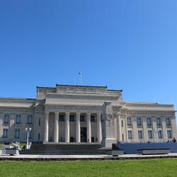 Auckland War Memorial Museum, Auckland Accommodation Bahrain