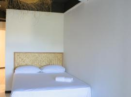Airport Manini Lodge Accommodation Bahrain