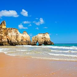 Alvor Accommodation Bahrain