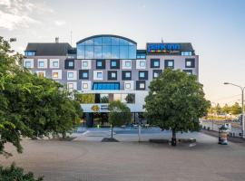 Park Inn by Radisson Danube Bratislava Accommodation Bahrain