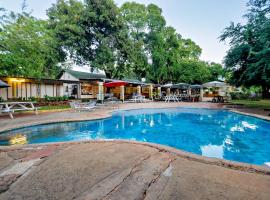 Shoestrings Backpackers Lodge Vic Falls Accommodation Bahrain